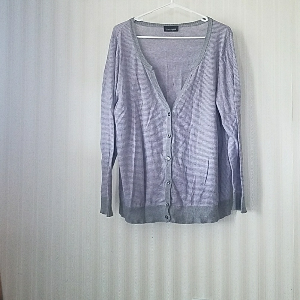 Cardigan sweater